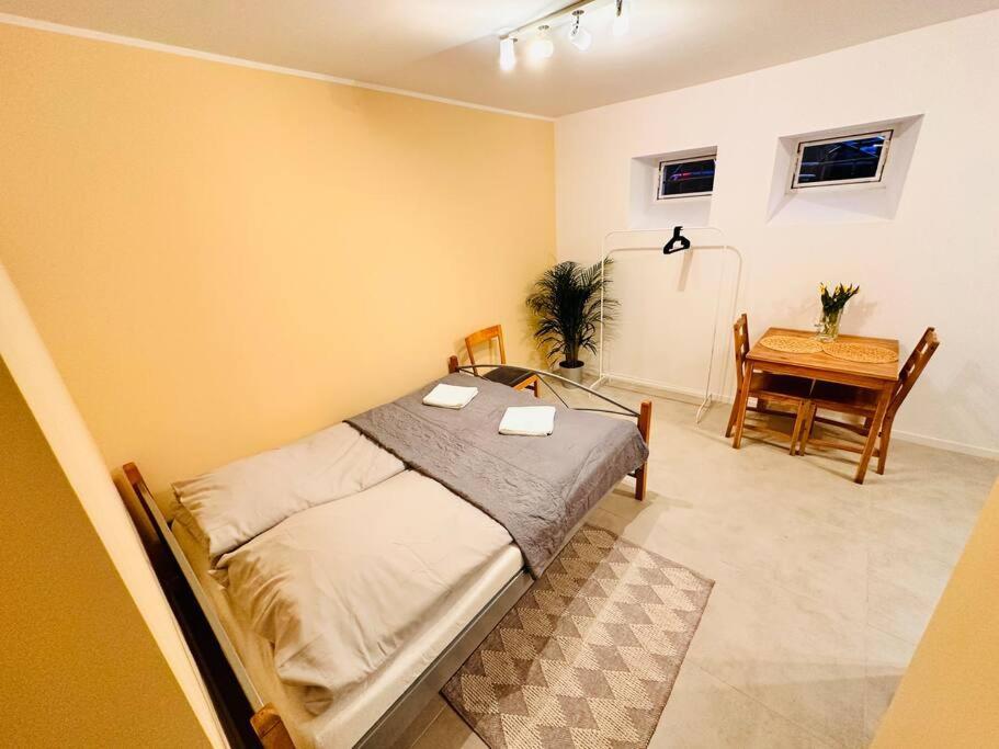 Next To Motlava Apartment Гданск Екстериор снимка